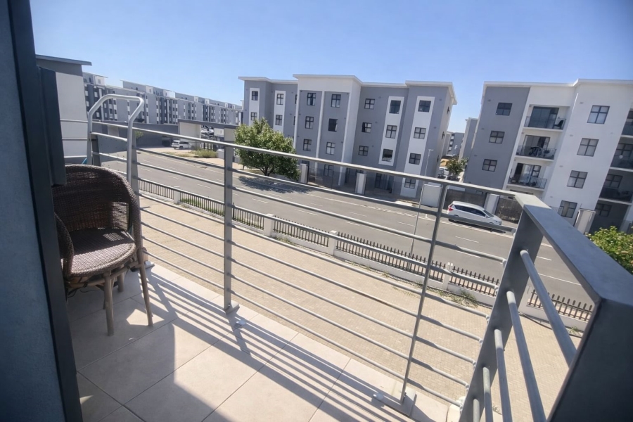 2 Bedroom Property for Sale in Parklands Western Cape